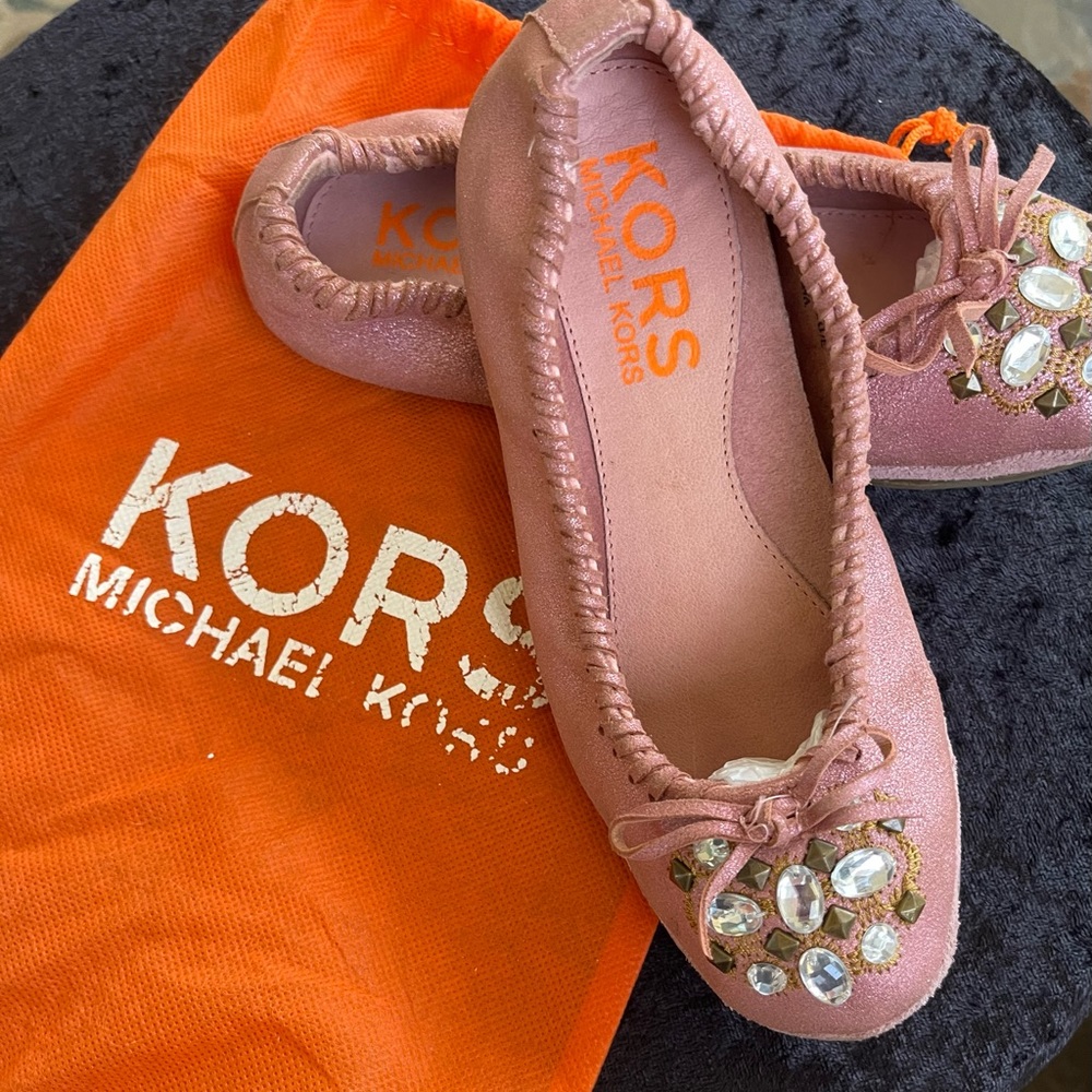 Kors Michael Kors pink slip on shoes